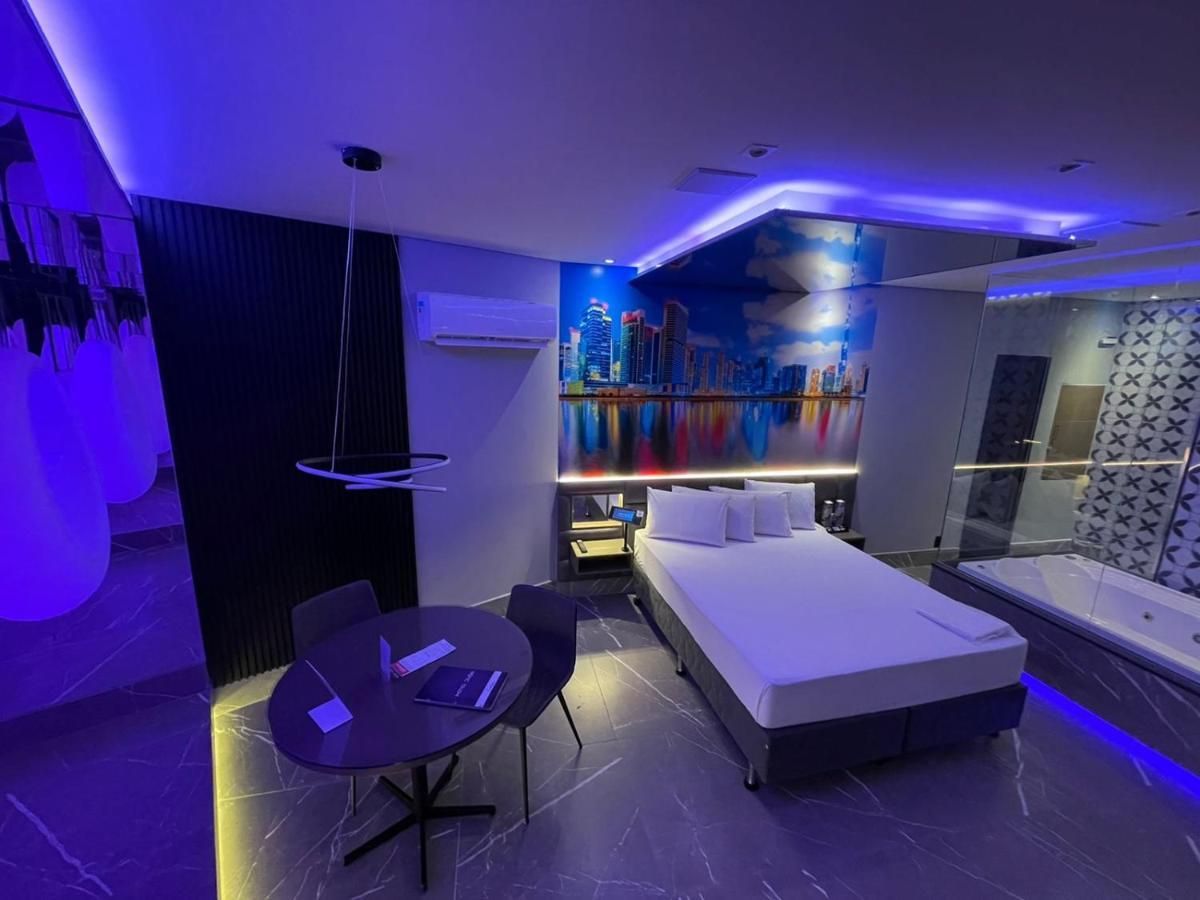 Dubai Bh (adults Only) 3* Belo Horizonte